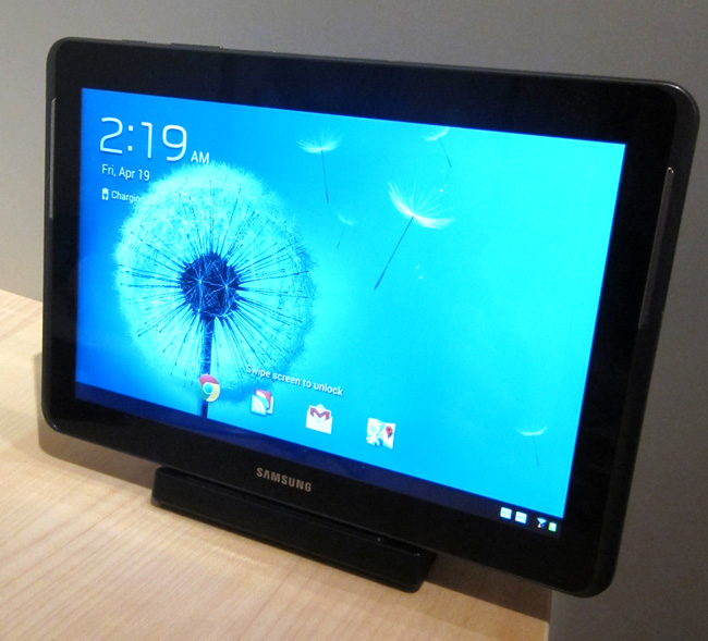 Tablet stand